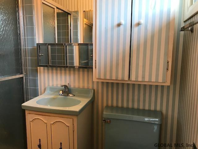 95 Berwick Road Bethlehem, NY 12054 - Photo 11 of 26 Photo 11