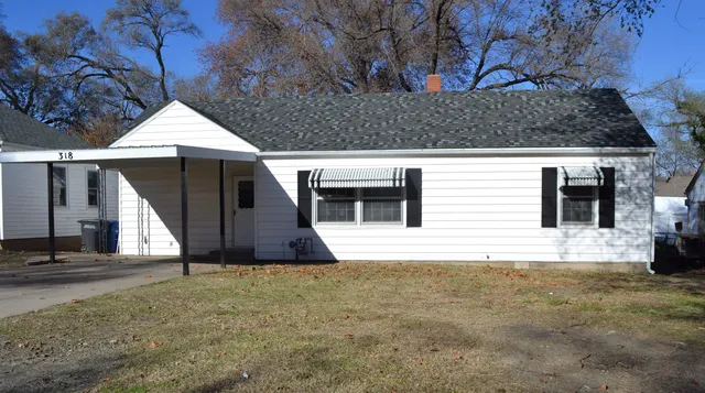 $119,900 | 318 14th Avenue, Augusta, KS 67010