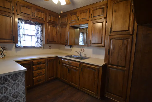 $119,900 | 318 14th Avenue, Augusta, KS 67010