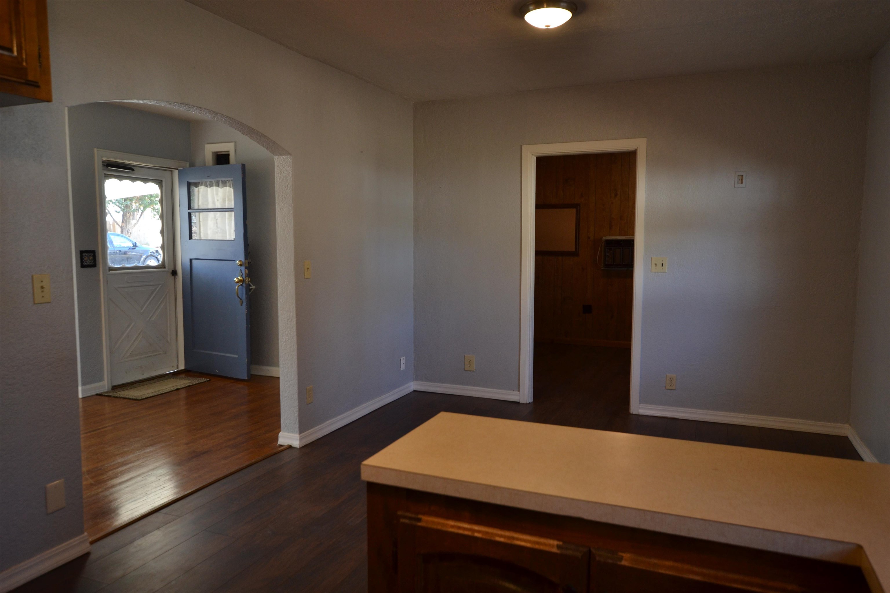 318 14th Avenue Augusta, KS 67010 - Photo 12 of 27