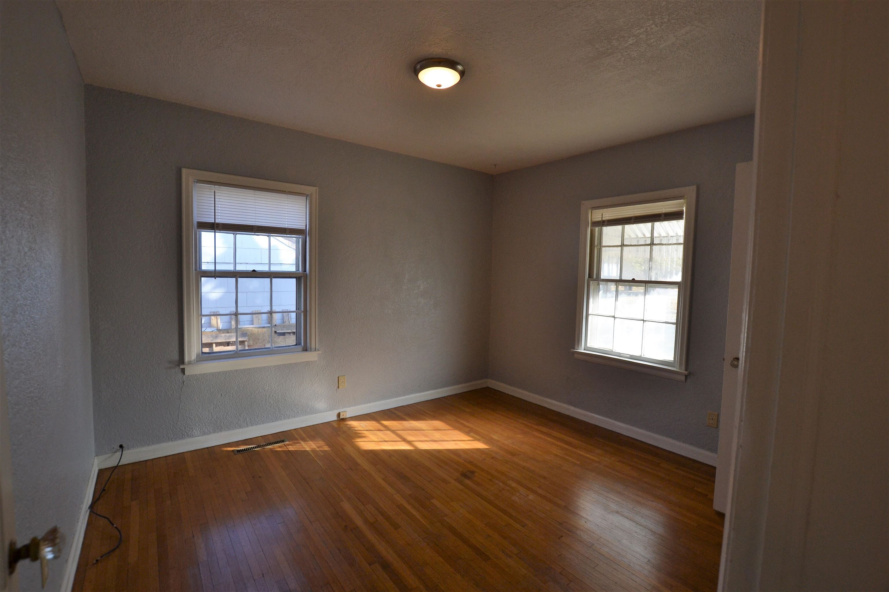 318 14th Avenue Augusta, KS 67010 - Photo 18 of 27