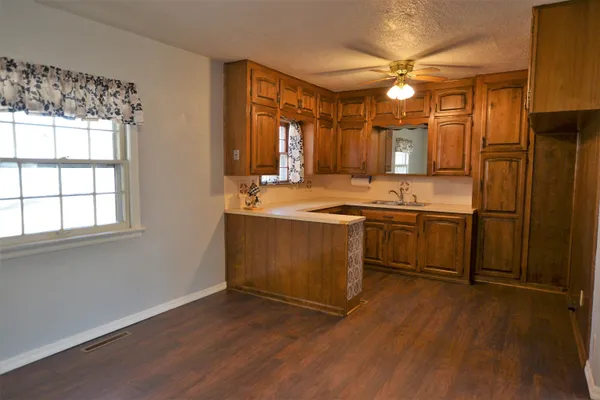 $119,900 | 318 14th Avenue, Augusta, KS 67010