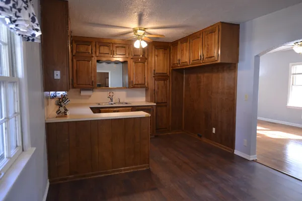 $119,900 | 318 14th Avenue, Augusta, KS 67010