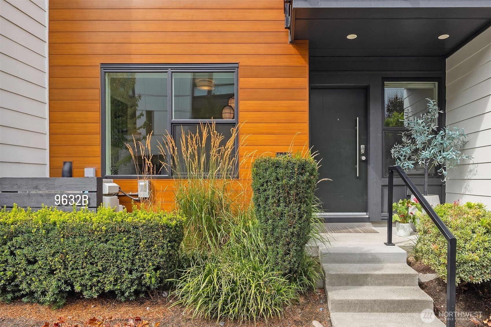9632 Northeast 183rd Street, Unit B Bothell, WA 98011 - Photo 36 of 36