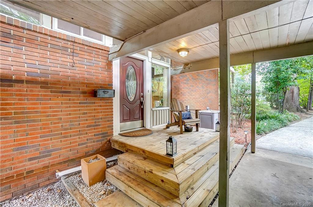 5314 Valley Forge Road Charlotte, NC 28210 - Photo 7 of 48 a view of balcony with couch