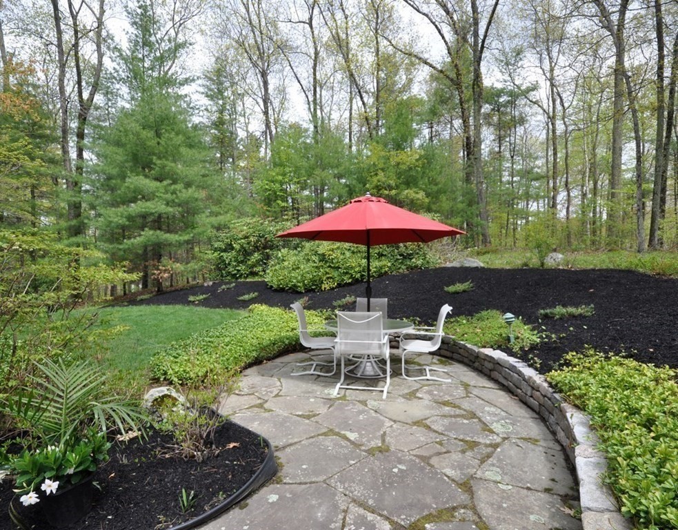 376 Wattaquadock Hill Road Bolton, MA 01740 - Photo 3 of 32 Gallery Image 3