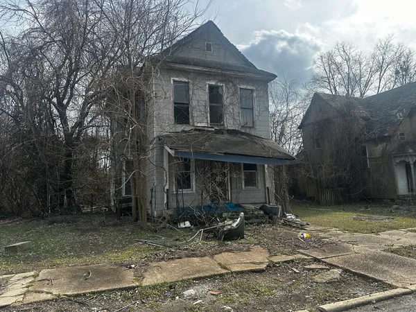 $7,500 | 811 22nd Street, Cairo, IL 62914