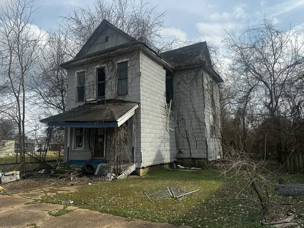 $7,500 | 811 22nd Street, Cairo, IL 62914