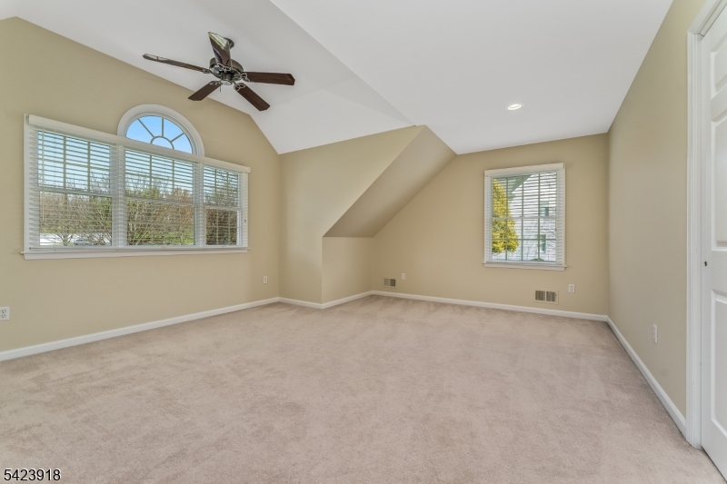 36 Grove Farm Road Pittstown, NJ 08867 - Photo 26 of 36