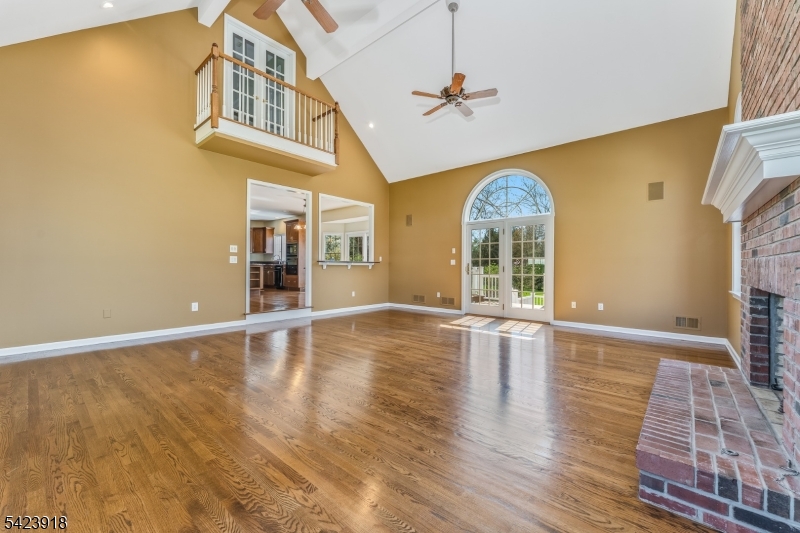 36 Grove Farm Road Pittstown, NJ 08867 - Photo 9 of 36