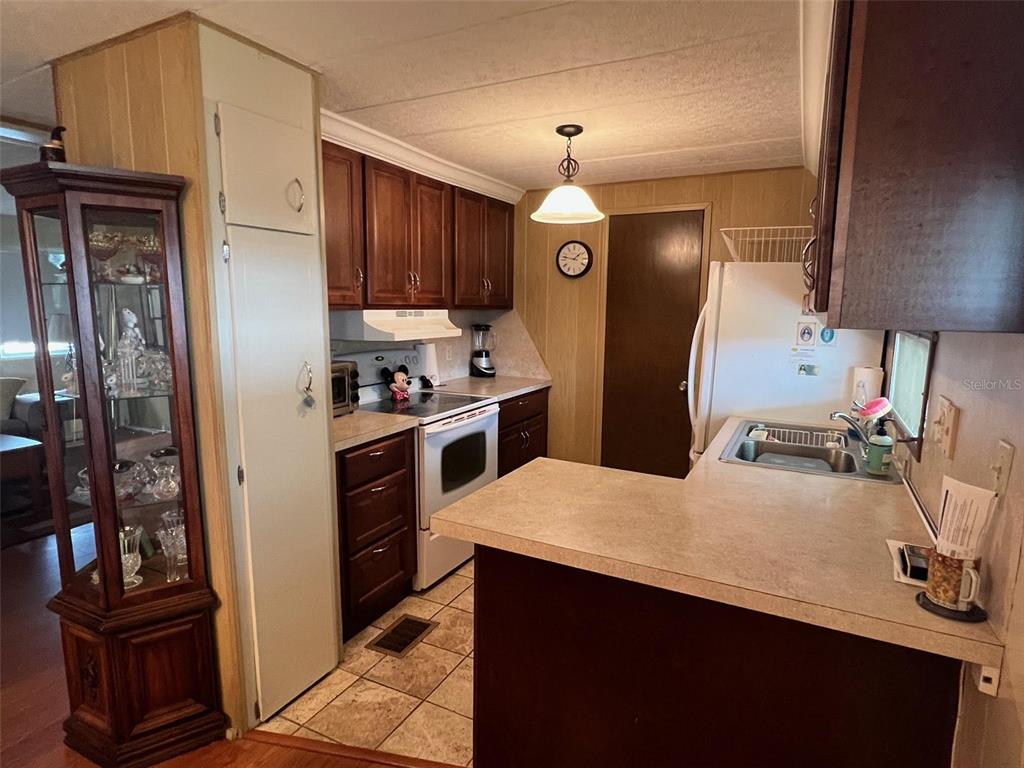 13225 101st Street Southeast, Unit 199 Largo, FL 33773 - Photo 3 of 20