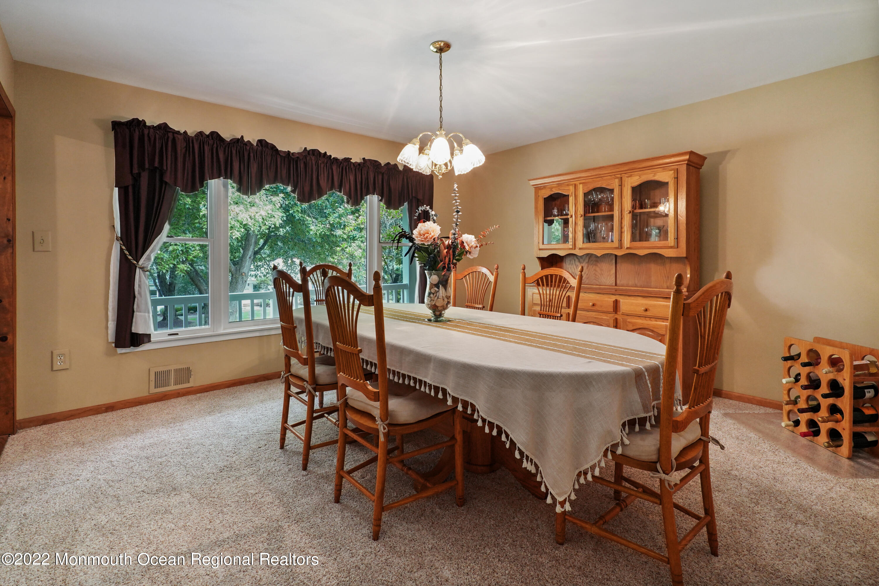 279 Ueland Road Red Bank, NJ 07701 - Photo 7 of 33 Ueland DR