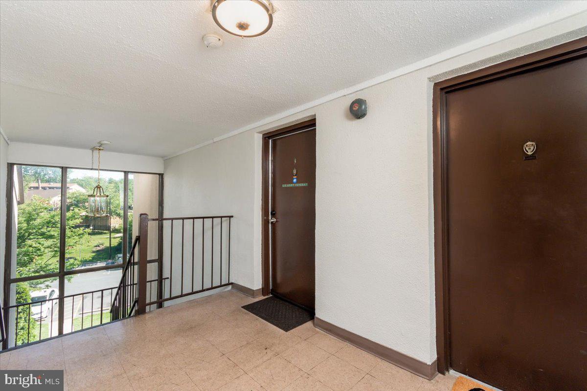 15710 Dorset Road, Unit 302 Laurel, MD 20707 - Photo 2 of 29
