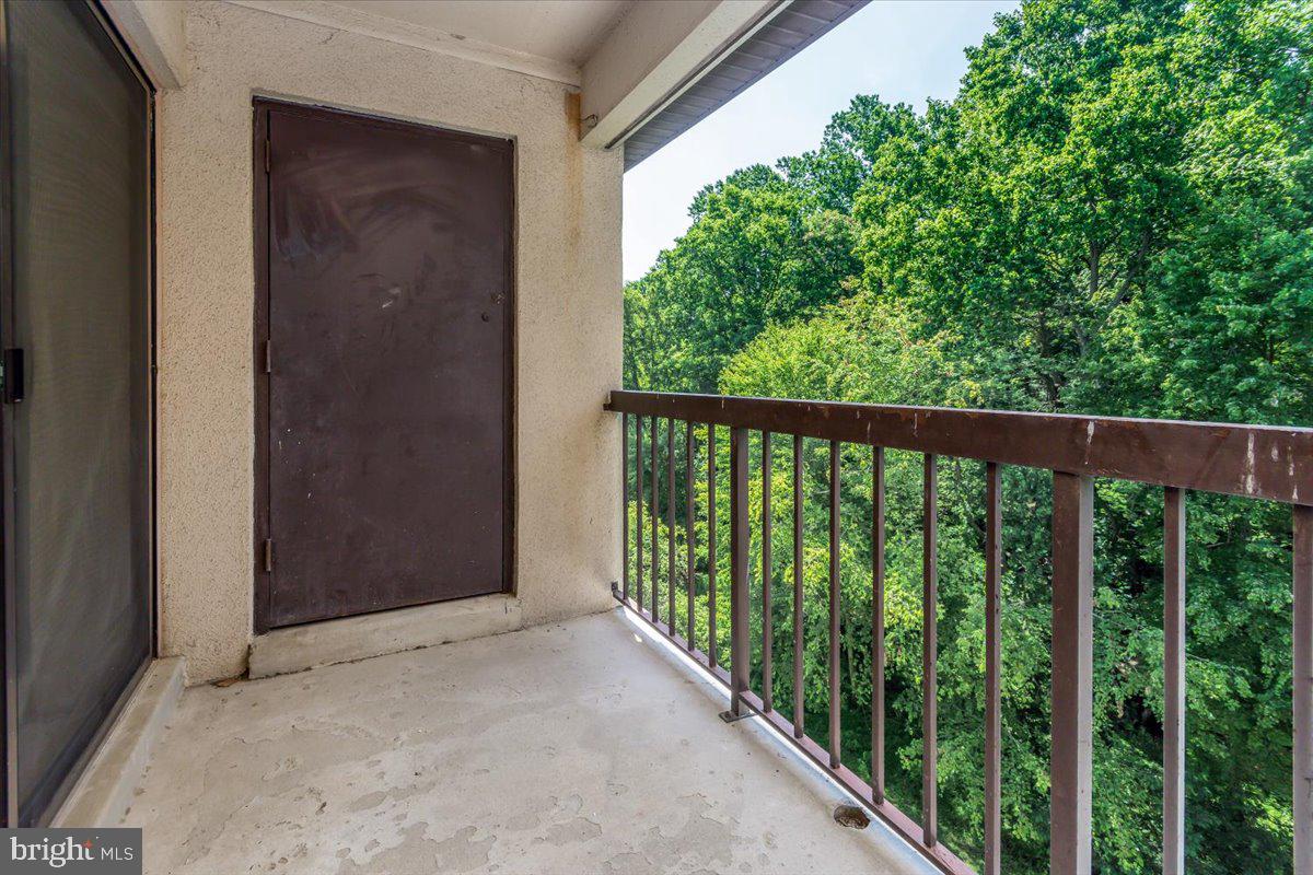 15710 Dorset Road, Unit 302 Laurel, MD 20707 - Photo 27 of 29 Balcony
