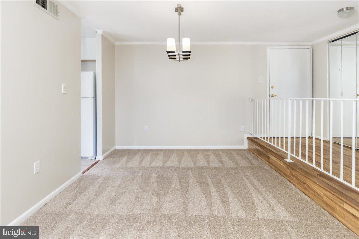 15710 Dorset Road, Unit 302 Laurel, MD 20707 - Photo 9 of 29 Dining Room