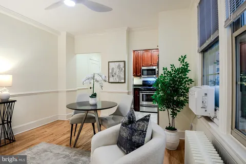 $279,000 | 3100 Wisconsin Avenue Northwest, Unit 105, Washington, DC 20016