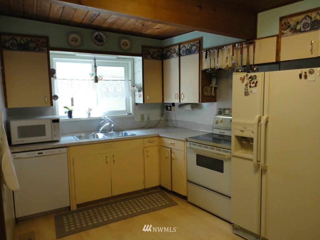 721 Southeast Cole Road Shelton, WA 98584 - Photo 3 of 23 Gallery Image 3