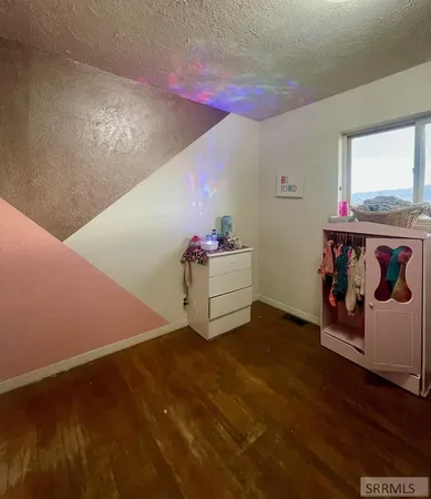 $265,000 | 2398 North 400 East, Monteview, ID 83435