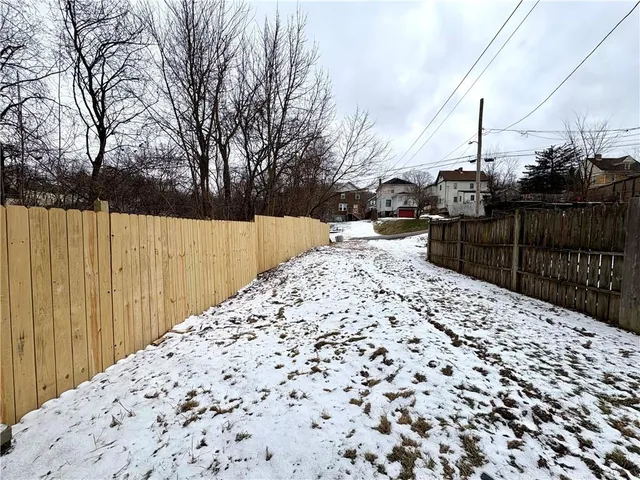 $1,500 | 1416 Ridge Avenue, Coraopolis, PA 15108