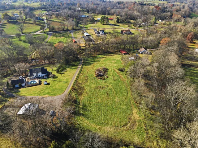 $669,900 | 6117 Henry Gower Road, Pleasant View, TN 37146