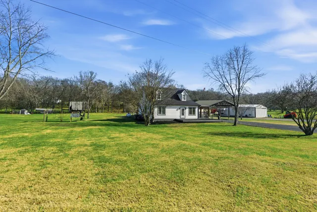 $669,900 | 6117 Henry Gower Road, Pleasant View, TN 37146