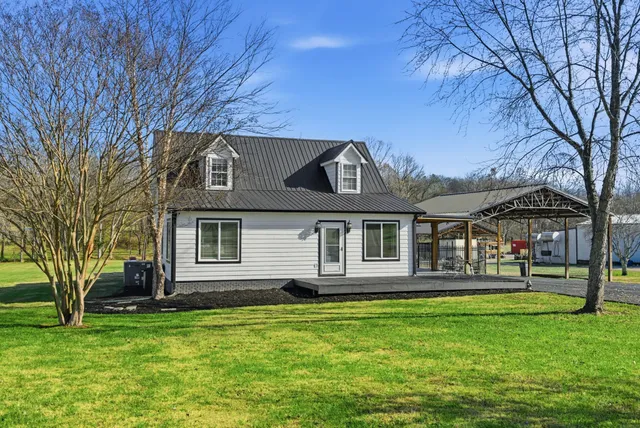 $669,900 | 6117 Henry Gower Road, Pleasant View, TN 37146