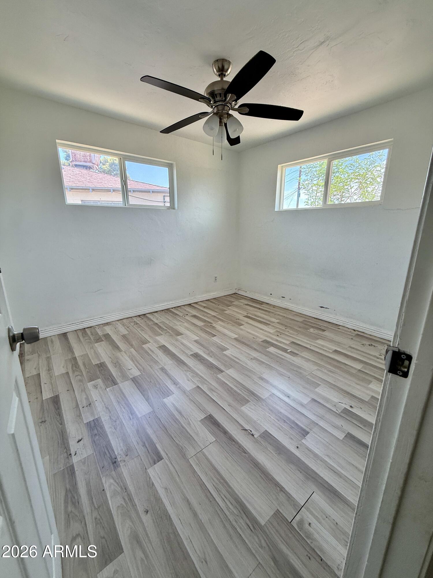 2701 West Ruth Avenue Phoenix, AZ 85051 - Photo 10 of 23 IMG_0515
