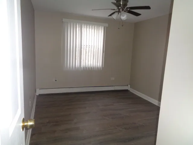 $1,700 | 8550 West 103rd Terrace, Unit 107, Palos Hills, IL 60465