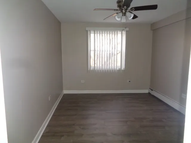 $1,700 | 8550 West 103rd Terrace, Unit 107, Palos Hills, IL 60465