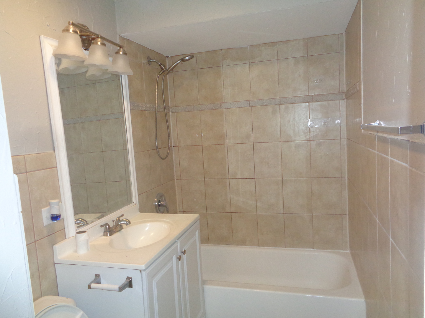 8550 West 103rd Terrace, Unit 107 Palos Hills, IL 60465 - Photo 9 of 10