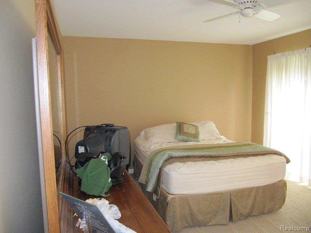827 Oak Brook Ridge Drive, Unit 135 Rochester, MI 48307 - Photo 13 of 16 Master Bedroom