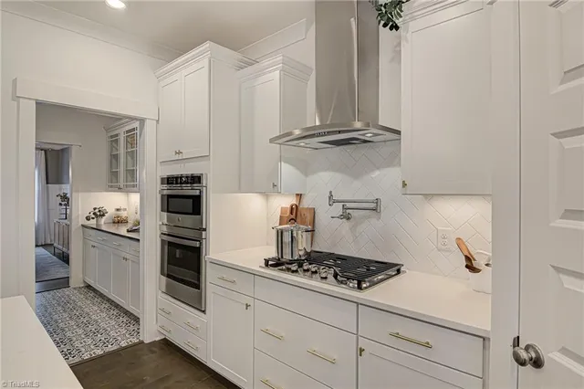 $489,000 | 2130 Beechwood Vw Drive, Winston-Salem, NC 27106