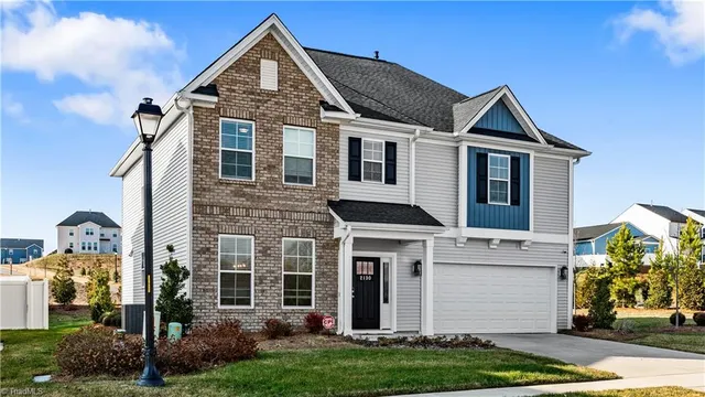 $489,000 | 2130 Beechwood Vw Drive, Winston-Salem, NC 27106