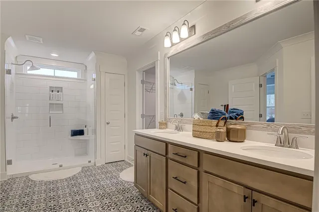 $489,000 | 2130 Beechwood Vw Drive, Winston-Salem, NC 27106