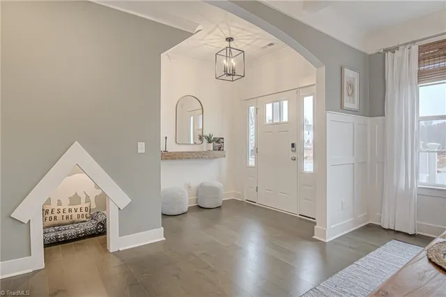 $489,000 | 2130 Beechwood Vw Drive, Winston-Salem, NC 27106