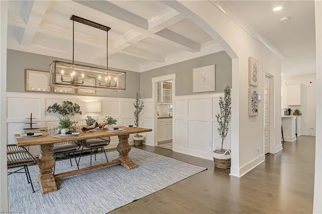 $489,000 | 2130 Beechwood Vw Drive, Winston-Salem, NC 27106