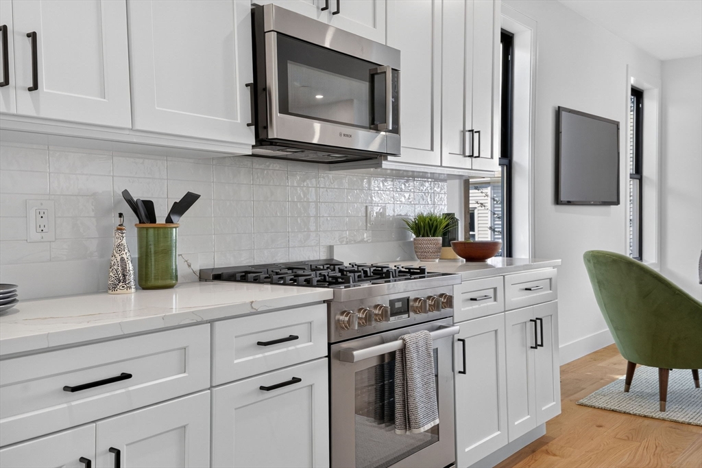 24 Spring Hill Terrace, Unit A Somerville, MA 02143 - Photo 6 of 36