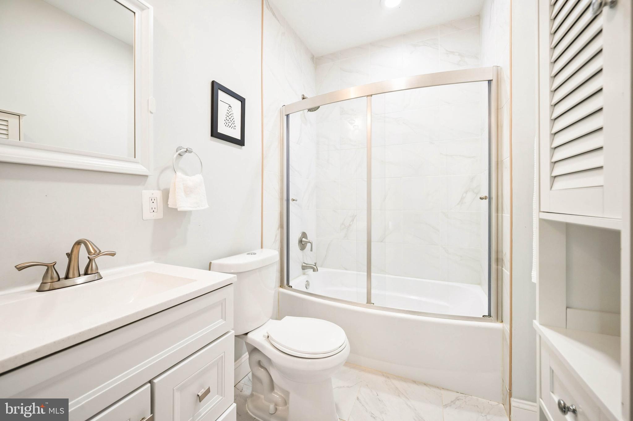 3110 Keswick Road Baltimore, MD 21211 - Photo 31 of 59 primary en-suite full bath