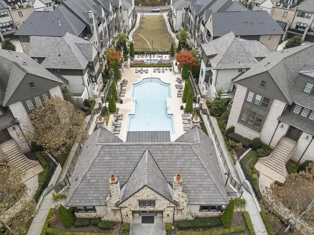 $1,100,000 | 6802 Encore Boulevard, Atlanta, GA 30328