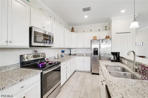 $499,000 | 9732 Mirada Boulevard, Fort Myers, FL 33908