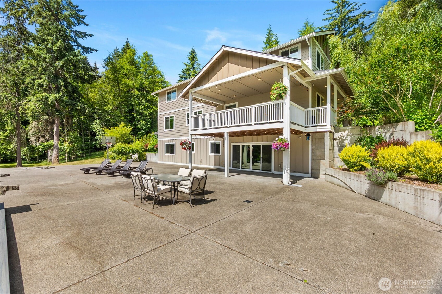 17718 Mulqueen Road Southeast Rainier, WA 98576 - Photo 37 of 40