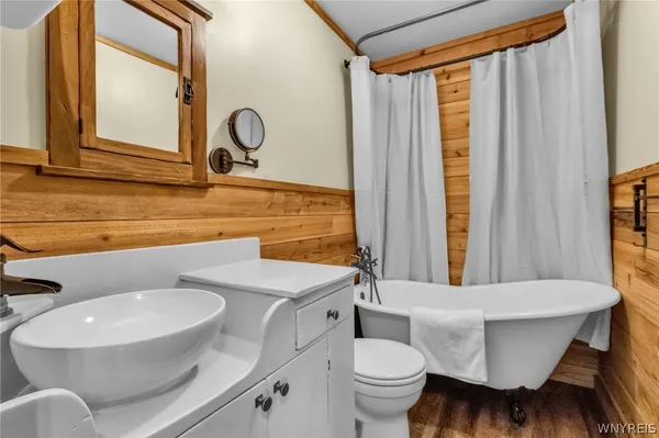 $209,900 | 1316 Moll Street, North Tonawanda, NY 14120