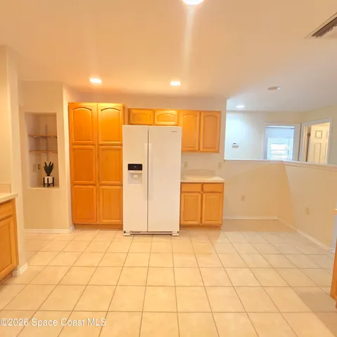 $1,800 | 820 Tupelo Drive, Melbourne, FL 32935