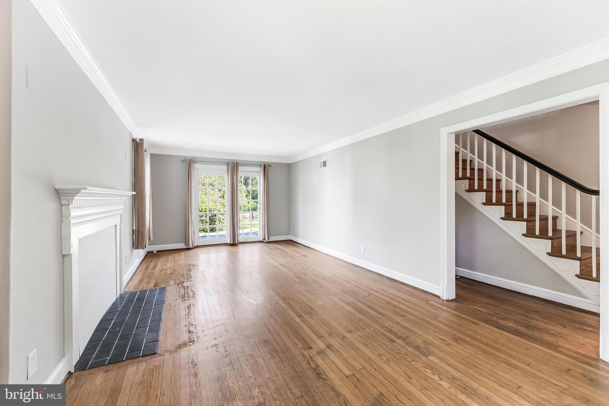 2219 Military Road Arlington, VA 22207 - Photo 6 of 26 Gallery Image 6