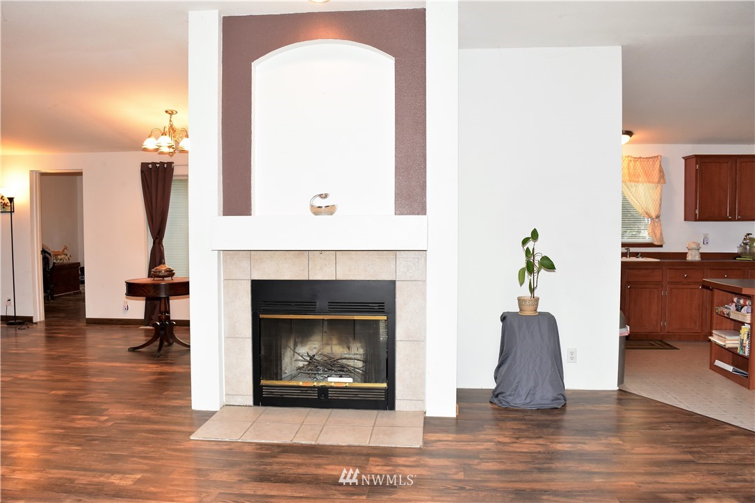 401 East Agate Loop Road Shelton, WA 98584 - Photo 2 of 24 Gallery Image 2