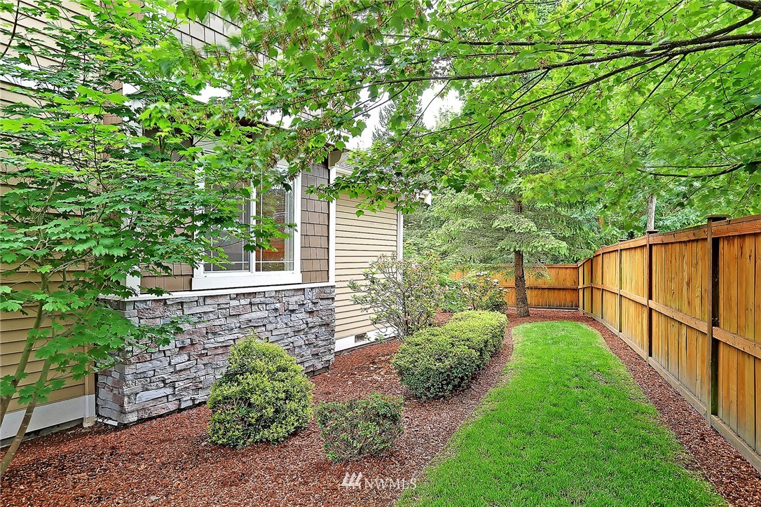 13805 Southeast Allen Road Bellevue, WA 98006 - Photo 2 of 25