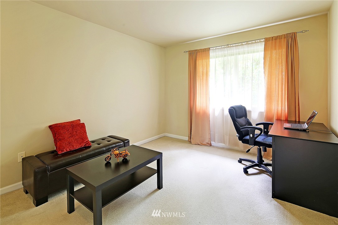 13805 Southeast Allen Road Bellevue, WA 98006 - Photo 19 of 25