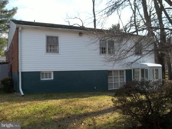 506 Beatty Road Springfield, PA 19064 - Photo 5 of 16 Exterior Back