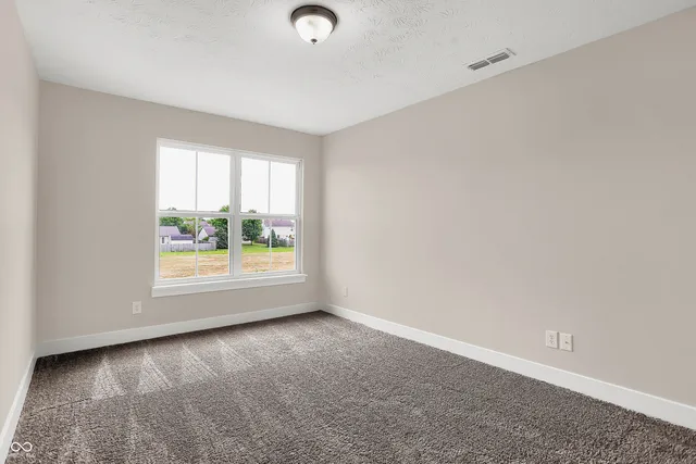 $409,999 | 456 Weaver Lane, Pittsboro, IN 46167