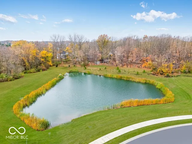 $409,999 | 456 Weaver Lane, Pittsboro, IN 46167